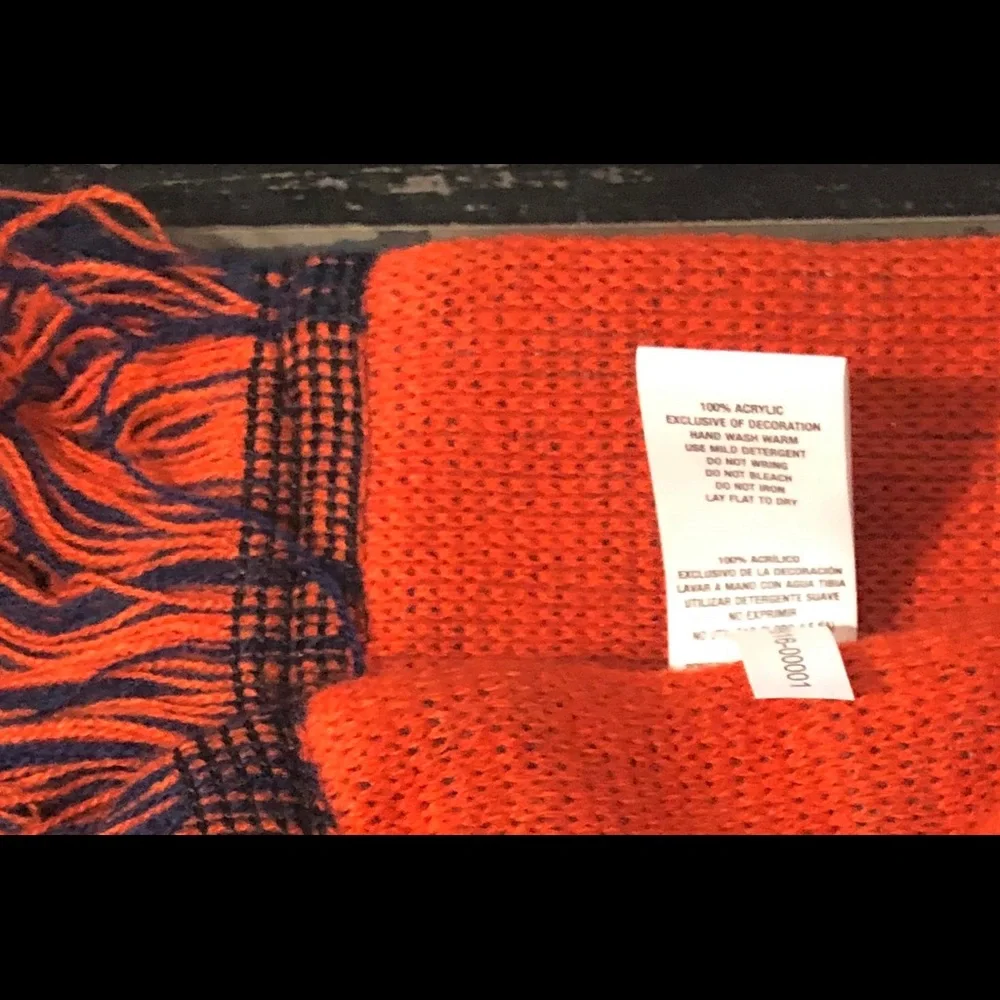FOREVER COLLECTIBLES NFL Football Denver Broncos Scarf